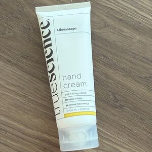 TrueScience Hand Cream - White and Yellow